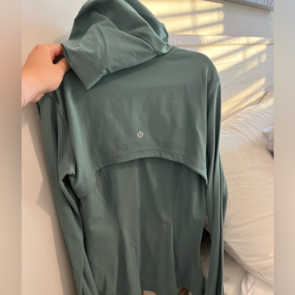 Lulu define jacket